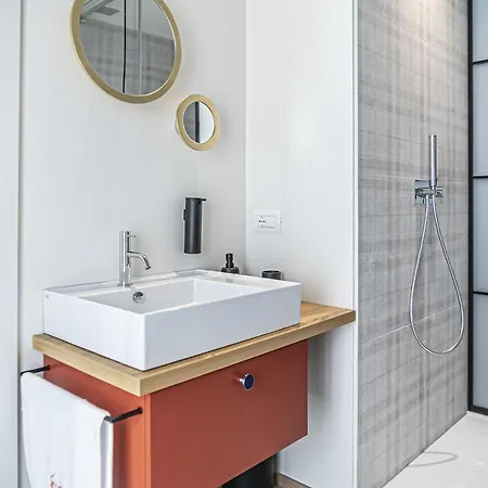 アパート Leoni Di Collalto Palace