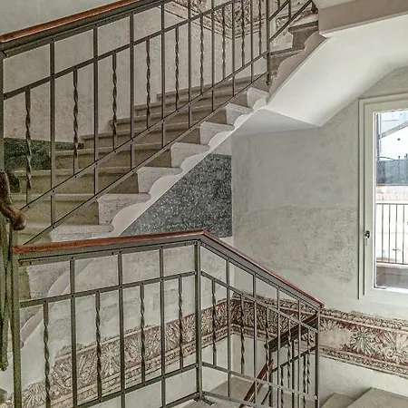 Leoni Di Collalto Palace Διαμέρισμα *