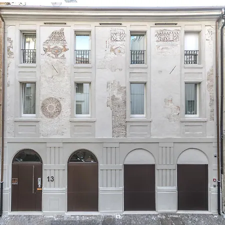 Leoni Di Collalto Palace Διαμέρισμα *